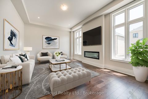 Photo 32 at 160 Winthrop Crescent, Vellore Village, Vaughan
