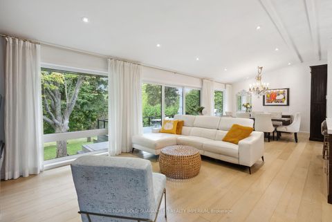 Photo 4 at 48 Royal Road, Aurora Village, Aurora Photo 4 at 48 Royal Road, Aurora Village, Aurora