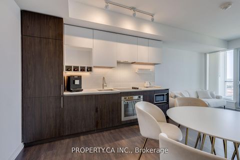 Photo 4 at 1711 - 5 Buttermill Avenue, Vaughan Corporate Centre, Vaughan