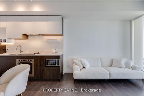 Photo 5 at 1711 - 5 Buttermill Avenue, Vaughan Corporate Centre, Vaughan