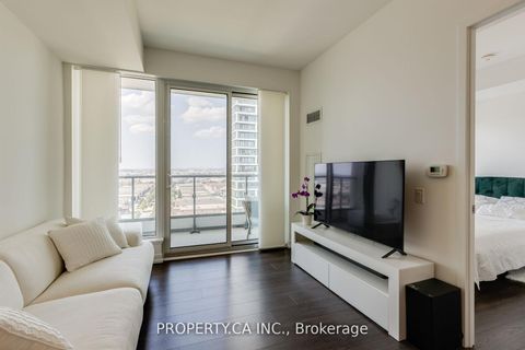 Photo 8 at 1711 - 5 Buttermill Avenue, Vaughan Corporate Centre, Vaughan