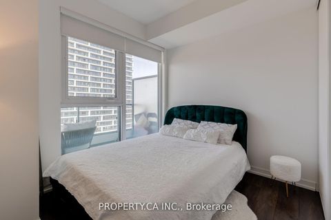 Photo 9 at 1711 - 5 Buttermill Avenue, Vaughan Corporate Centre, Vaughan