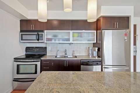 Photo 3 at 2105 - 80 Western Battery Road, Niagara, Toronto