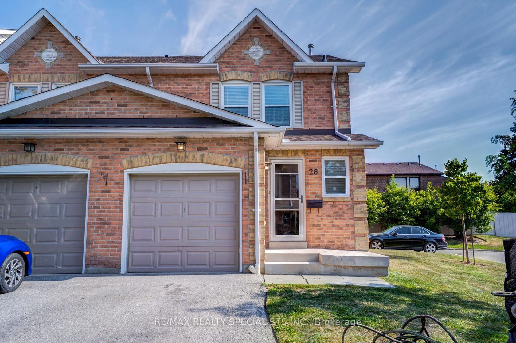 28 - 1039 Cedarglen Gate, Erindale, Mississauga 