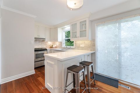 Photo 12 at 57 Stephen Drive, Queensway, Toronto