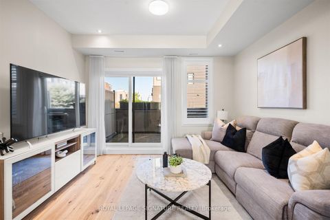Photo 6 at 2 - 120 Frederick Tisdale Drive, CFB, Toronto