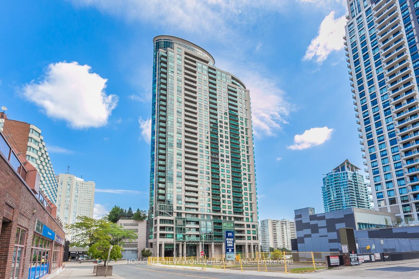 2108 - 208 Enfield Place, City Centre, Mississauga by Loree Meneguzzi Real Estate 2108 - 208 Enfield Place, City Centre, Mississauga