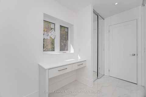 Photo 20 at 6 Casino Court, Bathurst Manor, Toronto