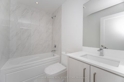 Photo 26 at 6 Casino Court, Bathurst Manor, Toronto