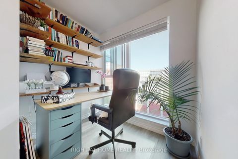 Photo 5 at 705 - 222 The Esplanade Avenue, Waterfront Communities C8, Toronto
