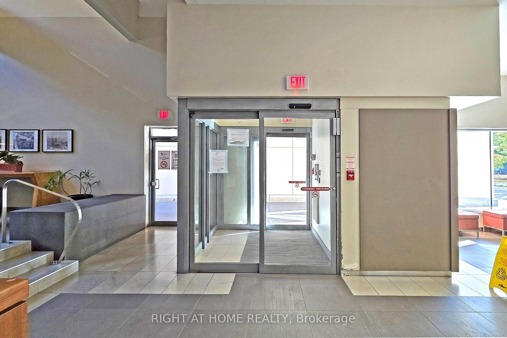 Photo 16 at 705 - 222 The Esplanade Avenue, Waterfront Communities C8, Toronto Photo 16 at 705 - 222 The Esplanade Avenue, Waterfront Communities C8, Toronto