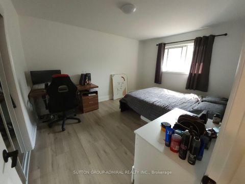 Photo 12 at 174 St Anthony's Court, Mill Pond, Richmond Hill