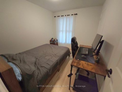 Photo 14 at 174 St Anthony's Court, Mill Pond, Richmond Hill