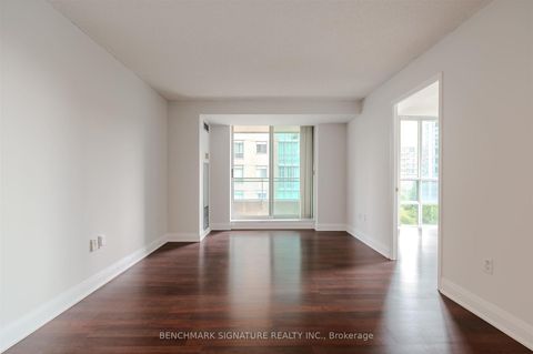 Photo 7 at 608 - 3 Pemberton Avenue, Newtonbrook East, Toronto