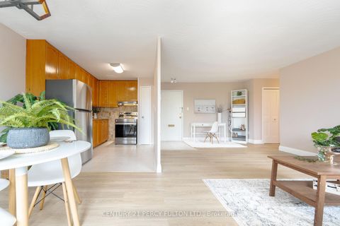 Photo 12 at 212 - 800 Kennedy Road, Ionview, Toronto