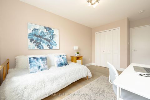 Photo 18 at 212 - 800 Kennedy Road, Ionview, Toronto