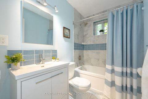 Photo 19 at 212 - 800 Kennedy Road, Ionview, Toronto