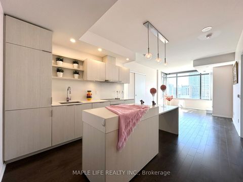 Photo 8 at 823 - 12 Bonnycastle Street, Waterfront Communities C8, Toronto