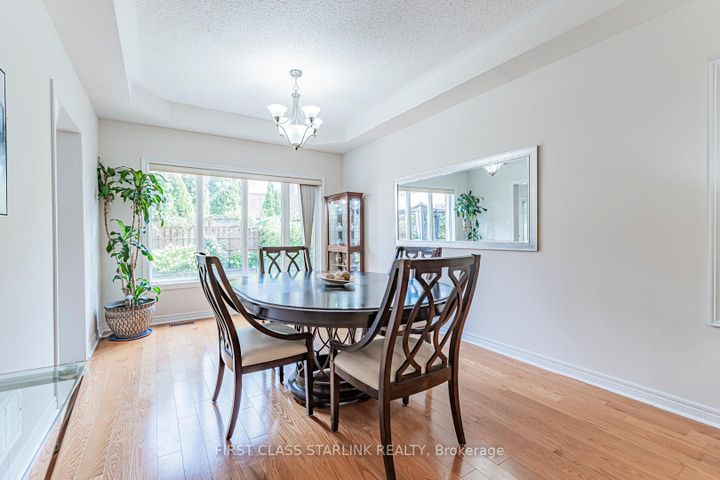 Photo 11 at 3152 Morning Glory Mews, Churchill Meadows, Mississauga
