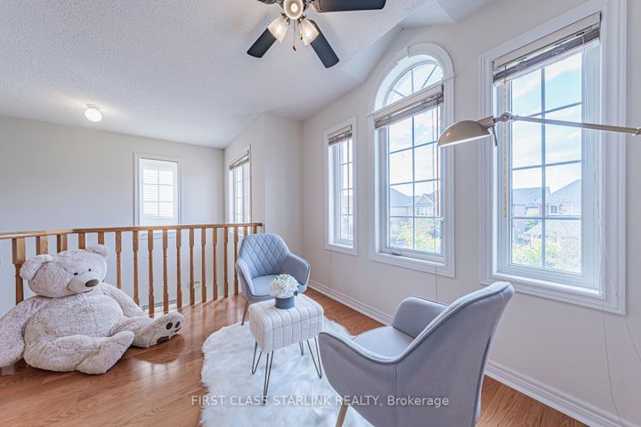 Photo 24 at 3152 Morning Glory Mews, Churchill Meadows, Mississauga