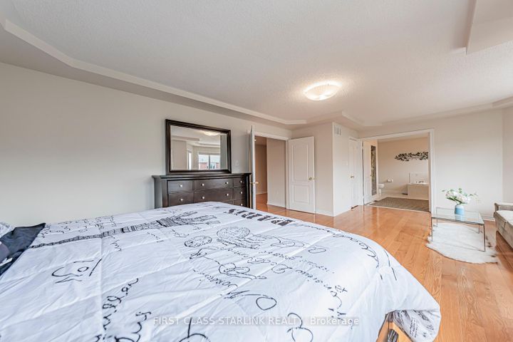 Photo 27 at 3152 Morning Glory Mews, Churchill Meadows, Mississauga