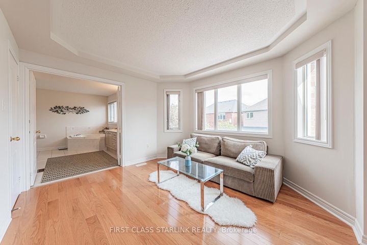 Photo 28 at 3152 Morning Glory Mews, Churchill Meadows, Mississauga