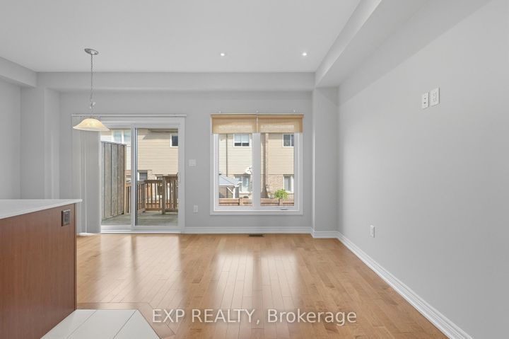 Photo 12 at 18 - 377 Glancaster Road, Villages of Glancaster, Hamilton