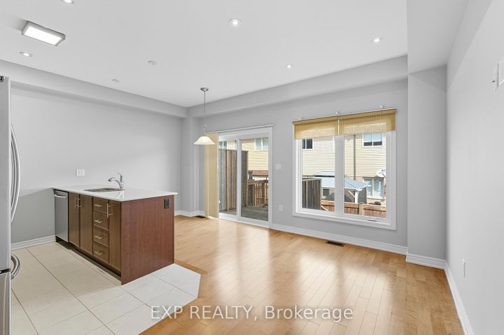 Photo 13 at 18 - 377 Glancaster Road, Villages of Glancaster, Hamilton