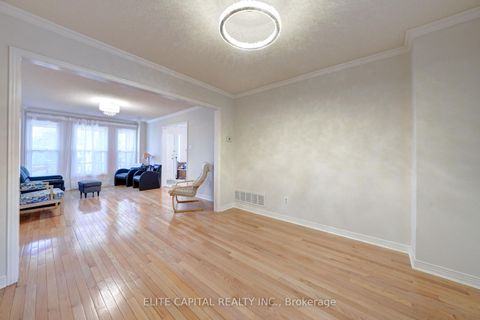 Photo 8 at 36 Ashcott Street, Milliken, Toronto