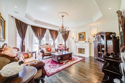 Photo 4 at 72 Gordon Road, Windfields, Toronto