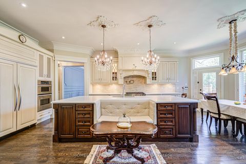 Photo 11 at 72 Gordon Road, Windfields, Toronto