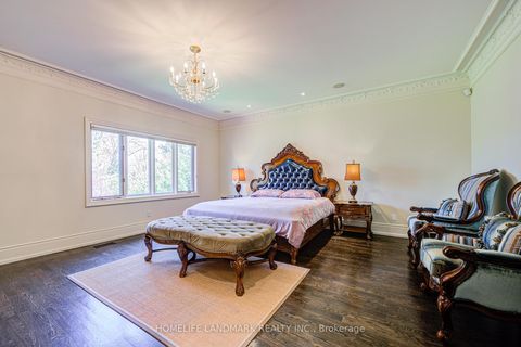 Photo 17 at 72 Gordon Road, Windfields, Toronto