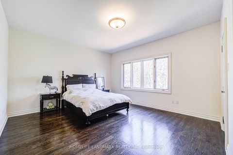 Photo 21 at 72 Gordon Road, Windfields, Toronto