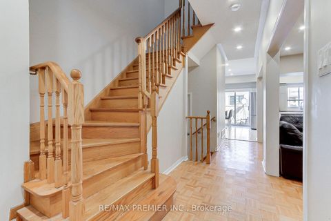 Photo 2 at 35 Craddock Street, Maple, Vaughan