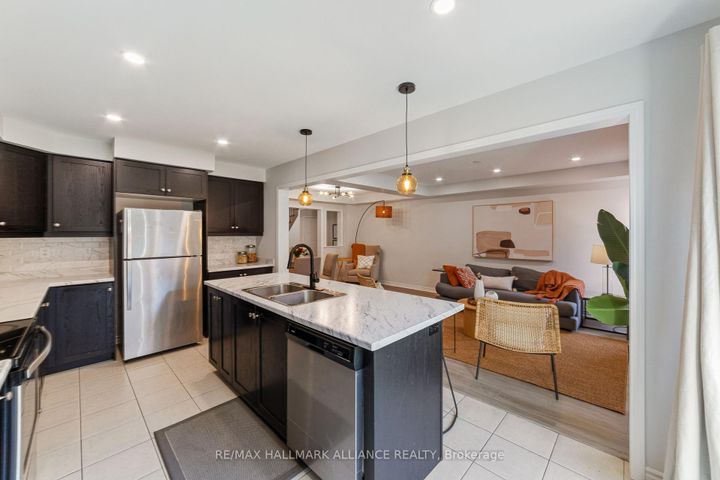 Photo 13 at #26 - 22 Spring Creek Drive, Waterdown, Hamilton