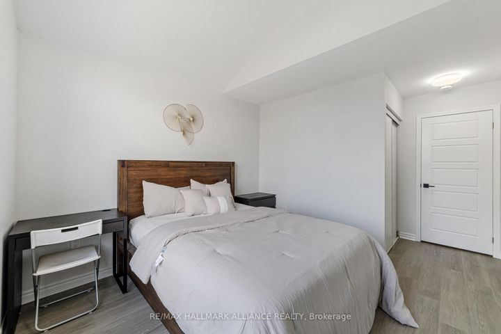 Photo 16 at #26 - 22 Spring Creek Drive, Waterdown, Hamilton