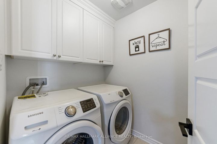 Photo 19 at #26 - 22 Spring Creek Drive, Waterdown, Hamilton