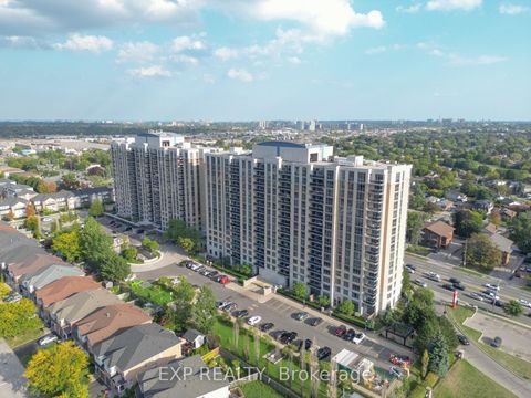 Photo 3 at 742 - 18 Mondeo Drive, Dorset Park, Toronto