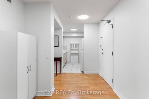 Photo 9 at 742 - 18 Mondeo Drive, Dorset Park, Toronto