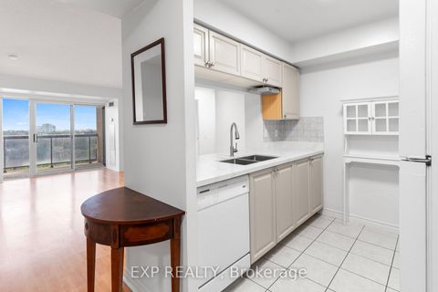 Photo 12 at 742 - 18 Mondeo Drive, Dorset Park, Toronto
