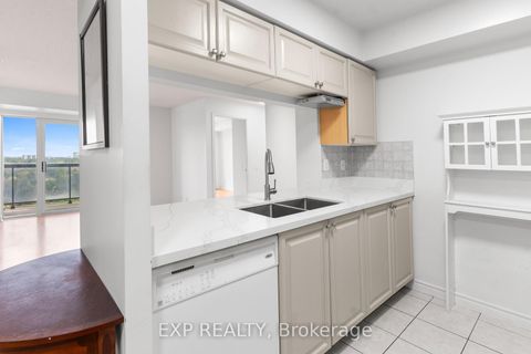 Photo 13 at 742 - 18 Mondeo Drive, Dorset Park, Toronto