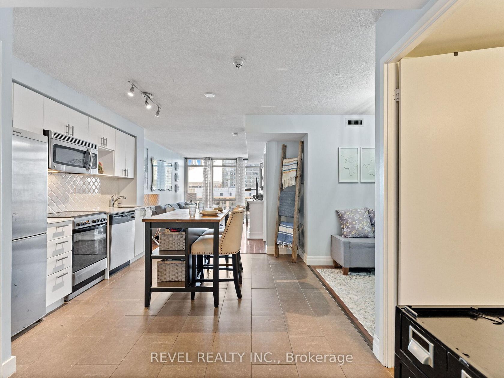 1208 - 15 Fort York Boulevard E, Waterfront Communities C1, Toronto 