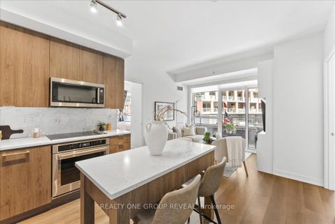 Photo 6 at 341 - 38 Iannuzzi Street, Niagara, Toronto