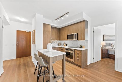 Photo 8 at 341 - 38 Iannuzzi Street, Niagara, Toronto