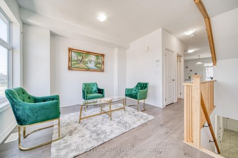 Photo 8 at 388 Okanagan Path, Donevan, Oshawa