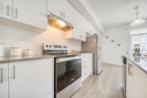 Photo 11 at 388 Okanagan Path, Donevan, Oshawa