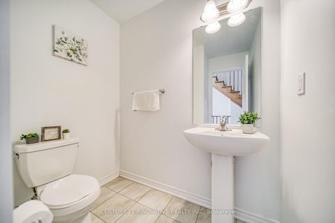 Photo 18 at 388 Okanagan Path, Donevan, Oshawa