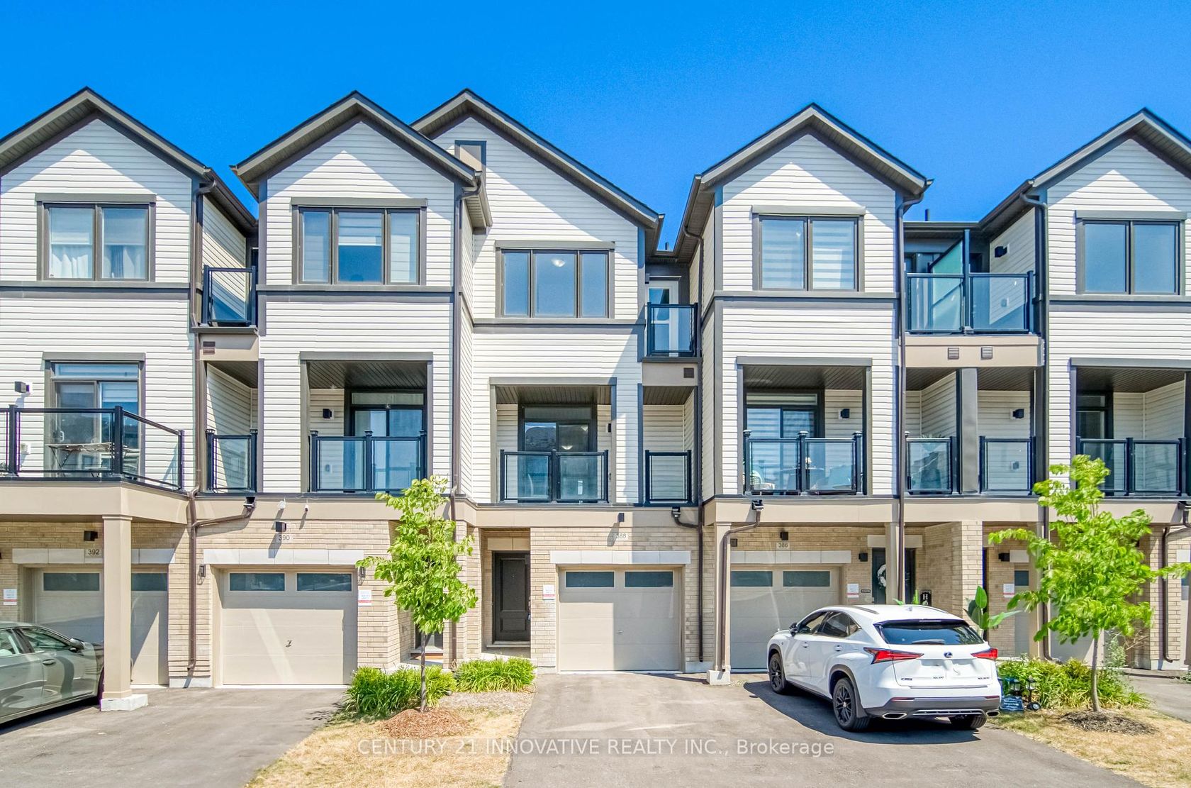 388 Okanagan Path, Donevan, Oshawa photo number 2 388 Okanagan Path, Donevan, Oshawa photo number 2