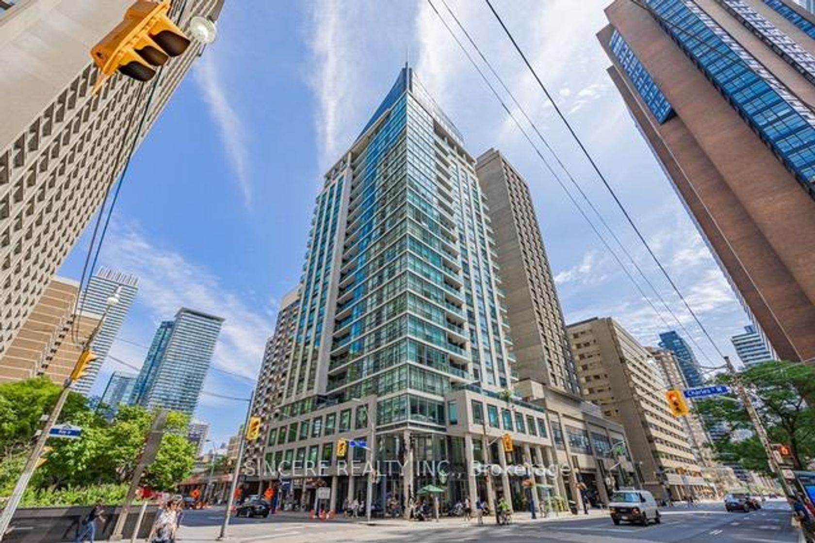 1701 - 1121 Bay Street, Bay Street Corridor, Toronto 