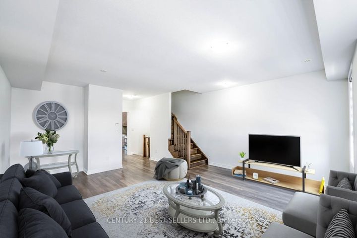 Photo 13 at 23 Rapids Lane, Vincent, Hamilton